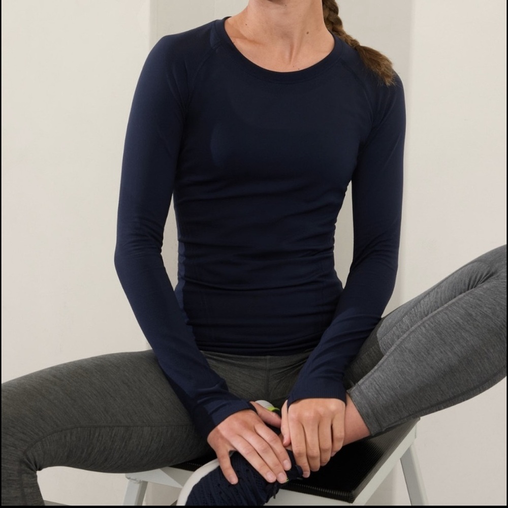 Athleta long sleeve momentum top Navy Size small